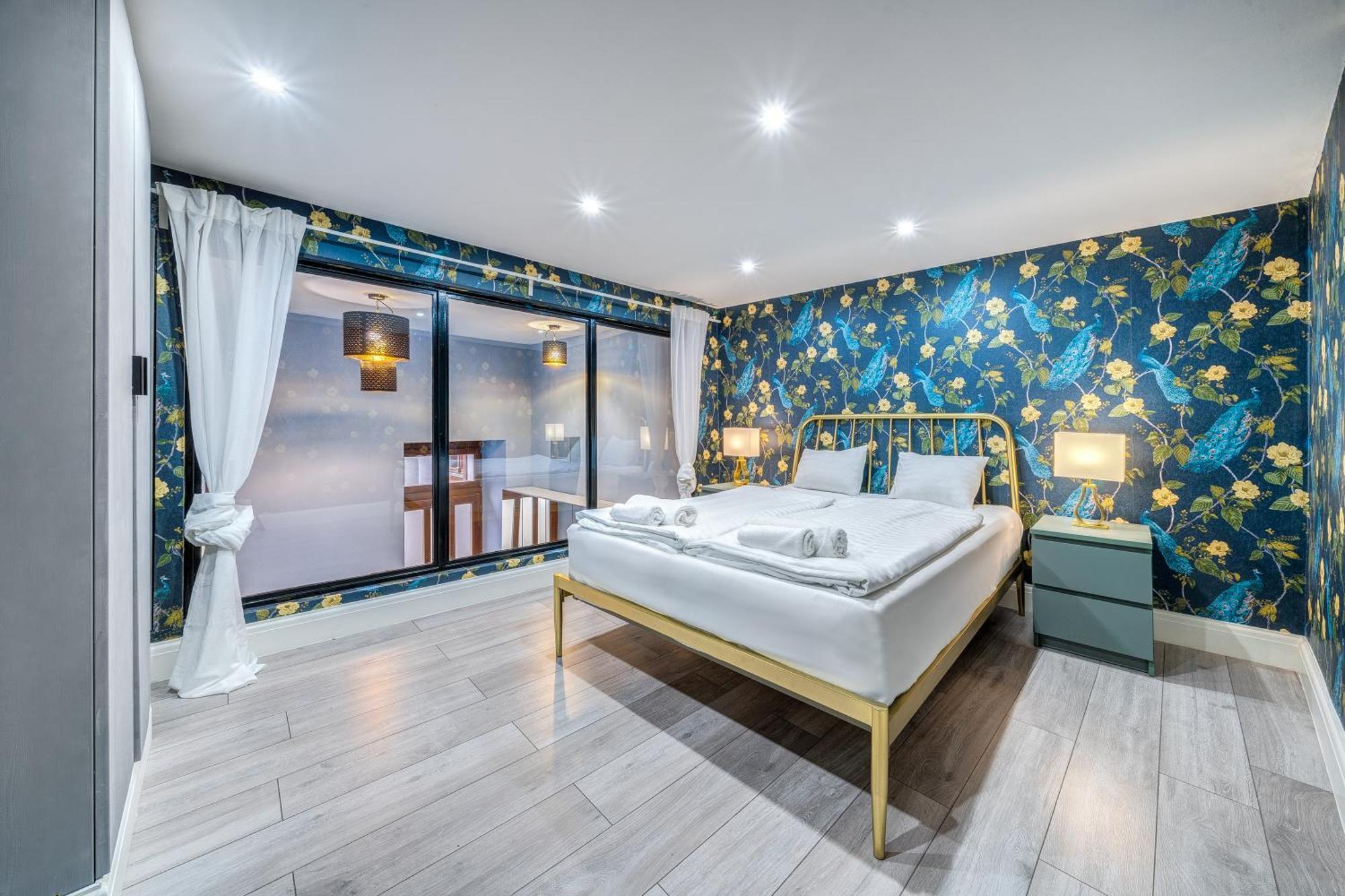 Azure Oasis In The Heart Of The City Budapeste Exterior foto